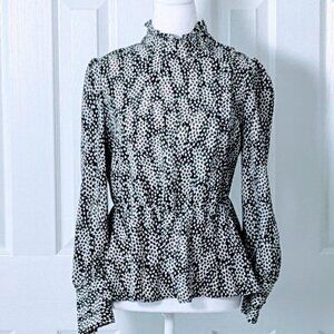 WHO WHAT WEAR Women's Long Sleeve Buttoned Blouse Top  Size S  Black White Print